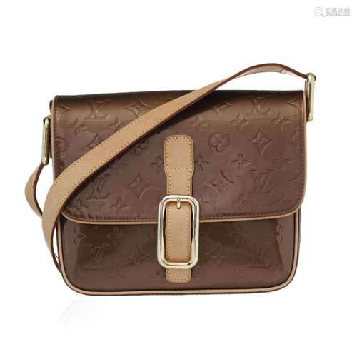 Louis Vuitton, sac Christie en cuir vernis bronze Monogram e...