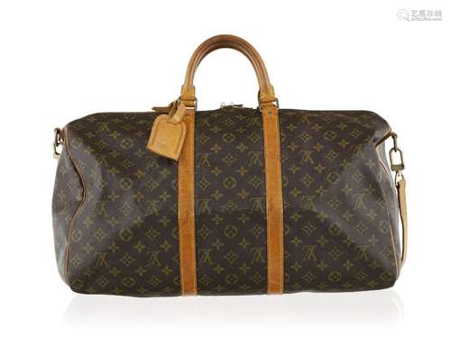 Louis Vuitton, sac Keepall 50 en toile enduite Monogram et c...