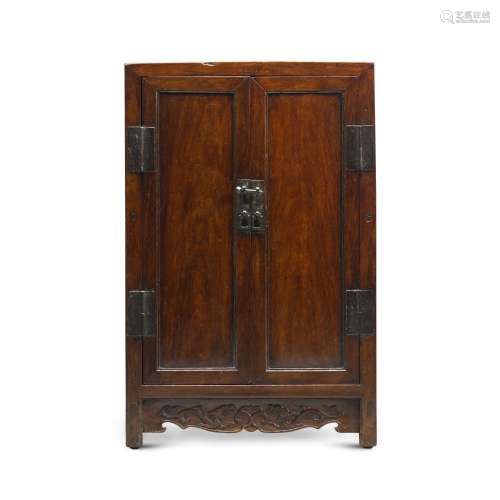 A small huanghuali cabinet, Qing dynasty, 18th/19th century ...