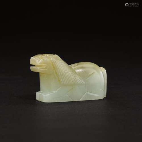 A jade recumbent horse, Tang-Liao dynasty | 唐至遼 玉馬