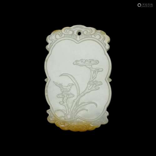 A white jade `bird and lingzhi` pendant, Qing dynasty, 17th/...