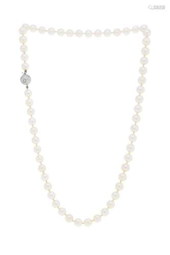 Collier 1 rang de perles de culture blanches, fermoir boule ...