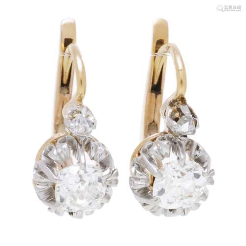 Paire de dormeuses XIXe s., 2 ors sertie de diamants taille ...