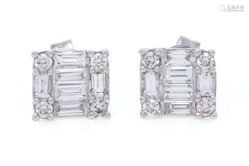 Paire de clous d`oreilles "illusions" or gris 750 ...