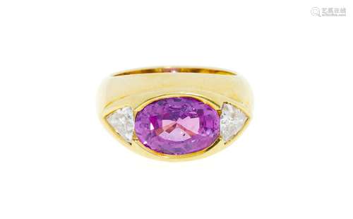 Bague or 750 sertie d`un saphir rose taille ovale (env. 3.6 ...