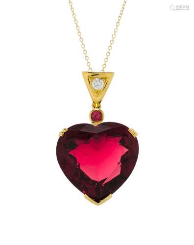 Pendentif or 750 serti d`une tourmaline rubellite taille cœu...