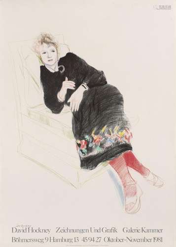 David Hockney Celia in einem schwarzen Kleid und roten Strüm...