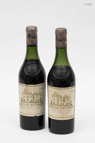 CHÂTEAU HAUT BRION - 2 demi-bouteilles CHÂTEAU HAUT BRION 19...