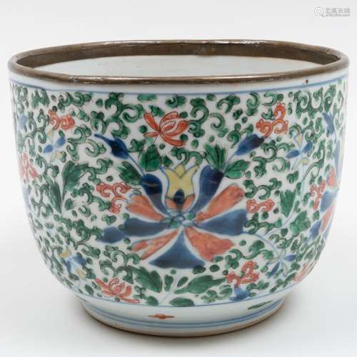 Chinese Wucai Porcelain Deep Bowl