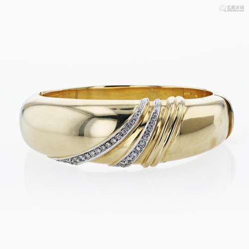 14K Diamond Bangle Bracelet Italian