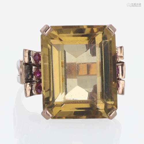 A Retro Citrine and Ruby Ring