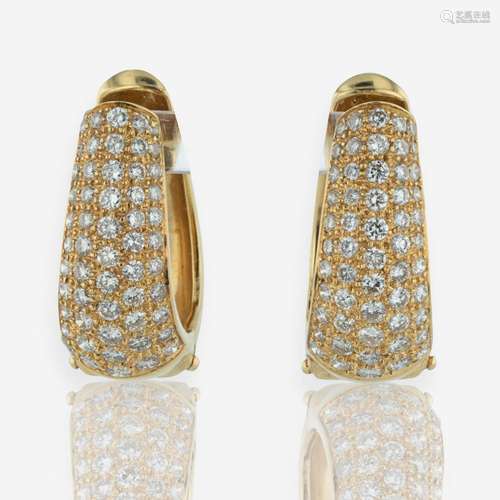 A Pair of 18K Yellow Gold and Diamond Earrings