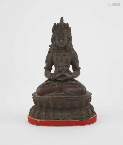 Divinité assise, art sino-tibétain, XIXe s<br />
Bronze à pa...