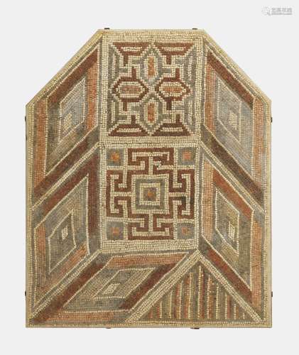 Mosaïque, époque romaine<br />
A décor de motifs géométrique...