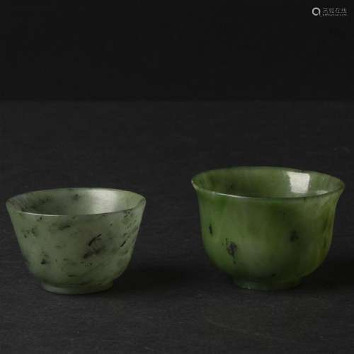 Two Spinach Jade Cups, 19th Century, ? ???? ???????, larges