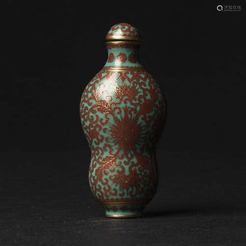 A Cloisonné Enamel 'Lotus' Snuff Bottle, Qianlong Mark, 19t