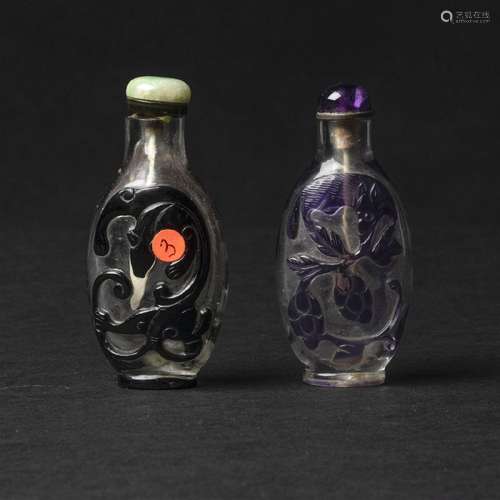 Two Overlay Peking Glass Snuff Bottles, 19th Century, ? ???