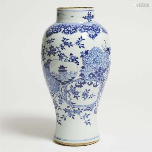 A Blue and White Baluster Vase, Kangxi Period, 18th Century