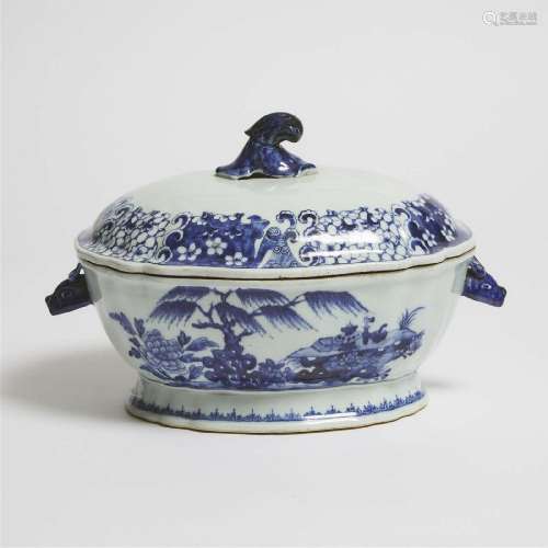 A Chinese Export Blue and White Tureen and Cover, Qianlong