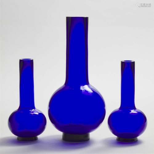 A Group of Three Blue Peking Glass Bottle Vases, Early 20th