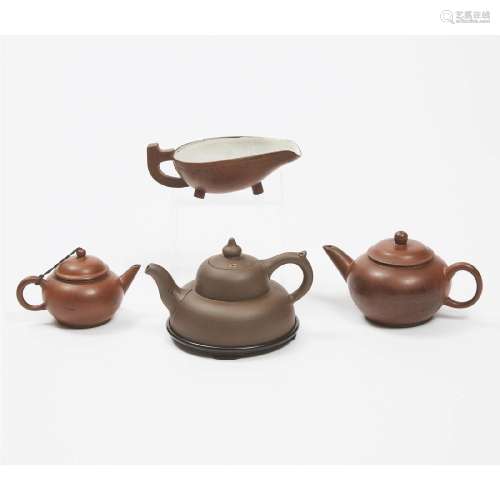 Three Yixing/Zisha Teapots and a 'Yí' Cup, 20th Century, ??