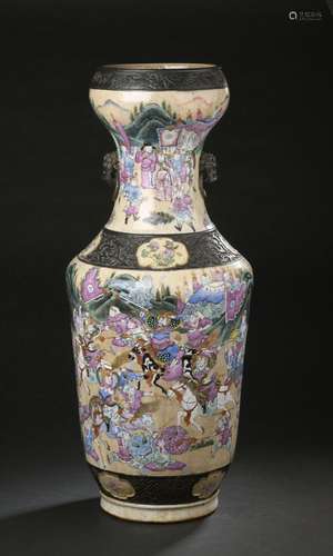 Vase en porcelaine de Nankin<br />
Chine, début du XXe siècl...