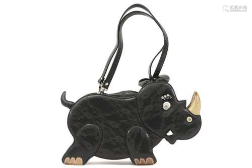 vintage elephant-shaped handbag