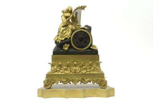 19th Cent. French Charles X style clock in gilded …