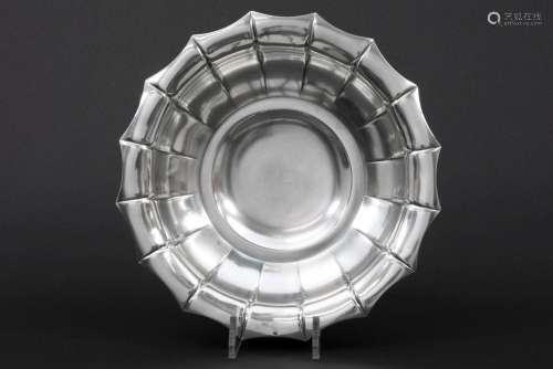 Art Deco bowl in marked silver…