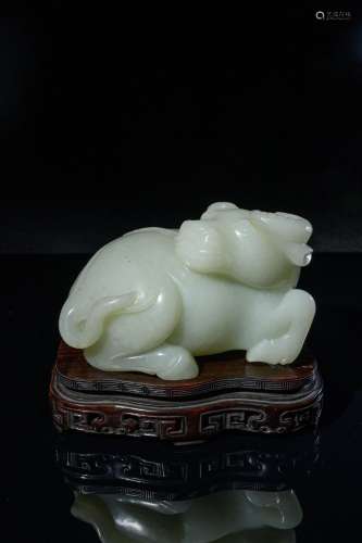 Hetian seed material Dayu cattle paperweight