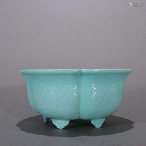 Celadon-glazed Study Wash with Twining Lotus and Flower Patt...