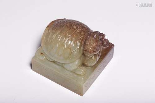 Hetian white jade belt Qinlong turtle seal