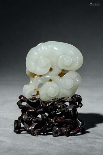 Hetian jade Ganoderma lucidum paperweight