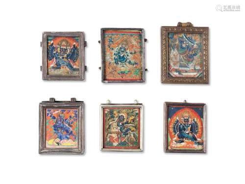 SIX GAUS DE DIVINITÉS PROTECTRICES TIBET ET MONGOLIE, XIXE/D...