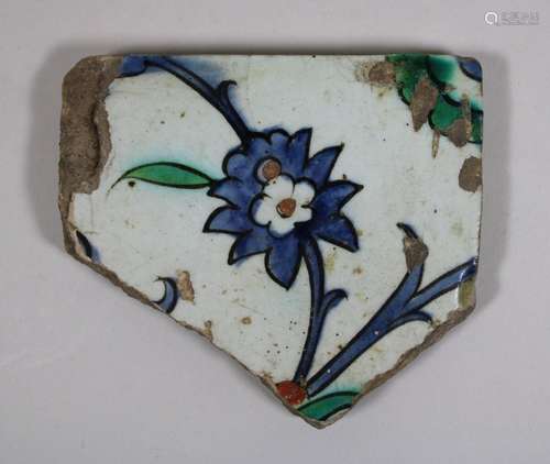 Fliesenfragment, wohl Iznik, Türkei, 15/16. Jh., polychrom b...