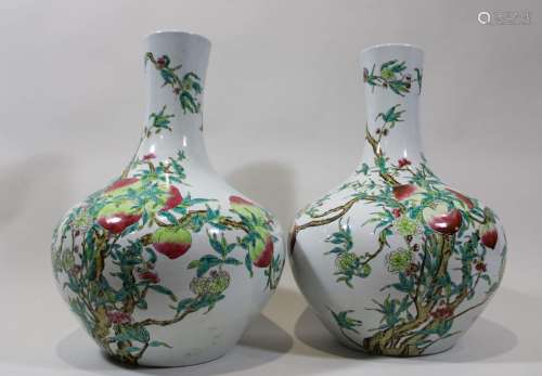 Paar große Familie Rose Vasen, China, Porzellan, Qing Dynast...