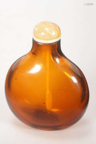 Chinese Qing Dynasty Amber Glass Snuff Bottle and