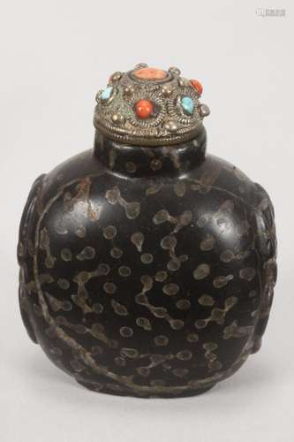 Chinese Qing Dynasty Puddingstone Snuff Bottle and