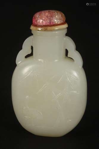 Good Chinese White Jade Snuff Bottle and Stopper,