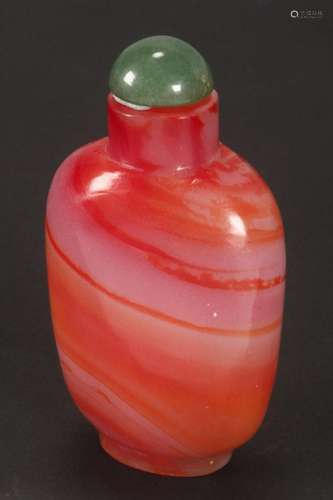 Chinese Qing Dynasty Swirled Glass Snuff Bottle