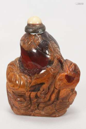 Chinese Amber Snuff Bottle and Stopper,