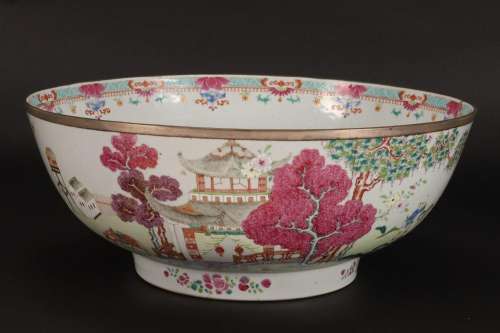 Large Chinese Qing Dynasty, 18th Century Export