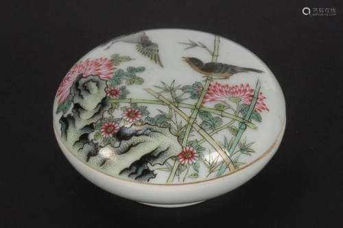 Chinese Famille Vert Porcelain Paste Box and Cover