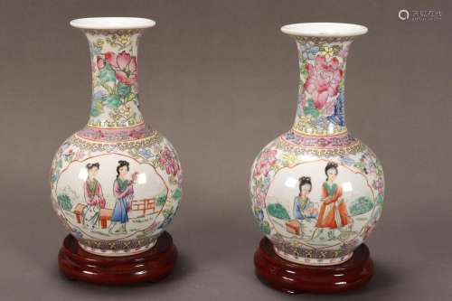 Pair of Chinese Famille Rose Porcelain Vases,