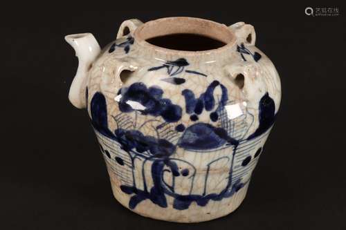 Chinese Crackle Glaze Ewer