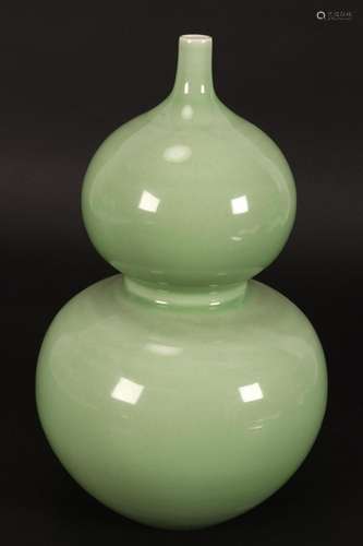 Chinese Double Gourd Porcelain Vase,