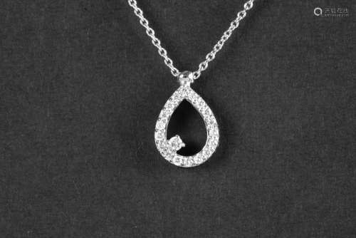pearshaped pendant in white gold (18 carat) with 0,12 carat ...