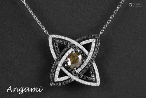 Italian AnGami signed starshaped pendant in white gold (18 c...