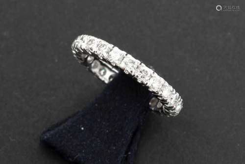 ring in white gold (18 carat) with ca 1,20 carat of high qua...