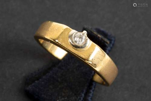 ring in yellow gold (18 carat) with an in white gold (18 car...